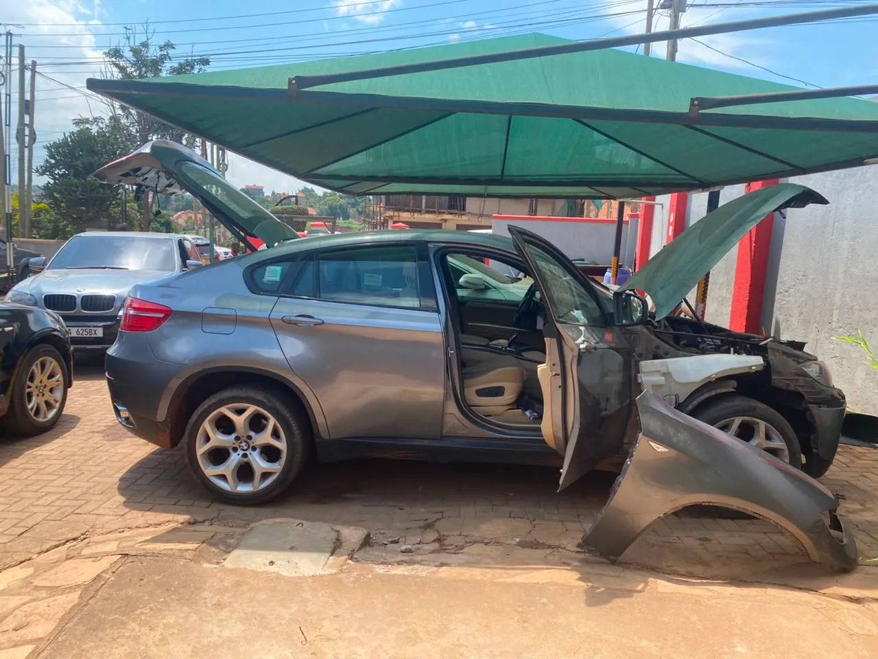 Premium Transport Service - Auto Messiah Workshop Mechanics in Kampala