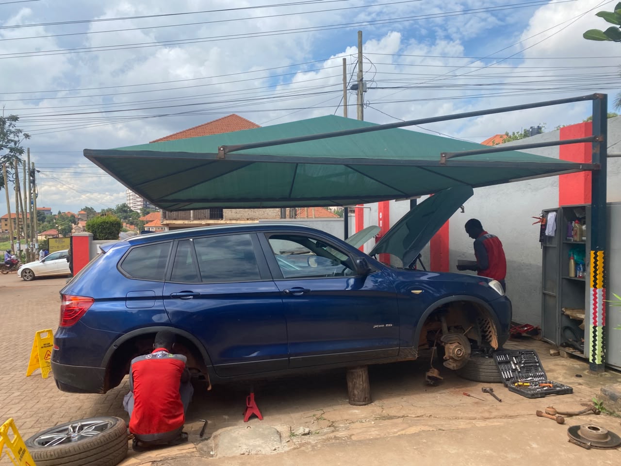 BMW F25 X3 360 SUSPENSION - Auto Messiah Workshop Mechanics in Kampala